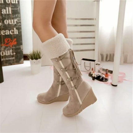 Frosted lace-up fringed snow boots